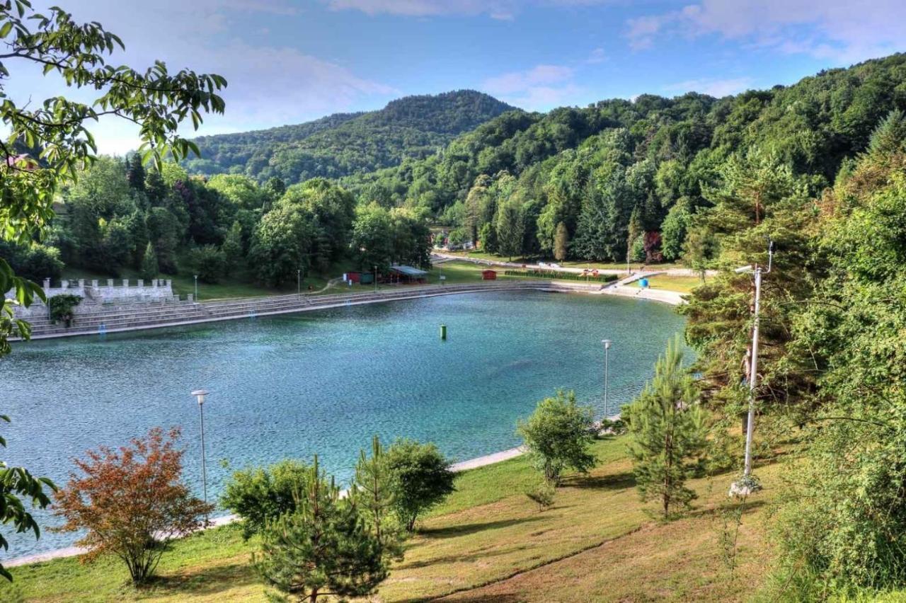 Kuca Za Odmor, Ferienhaus, Holiday Home Rugas Orahovica Zewnętrze zdjęcie