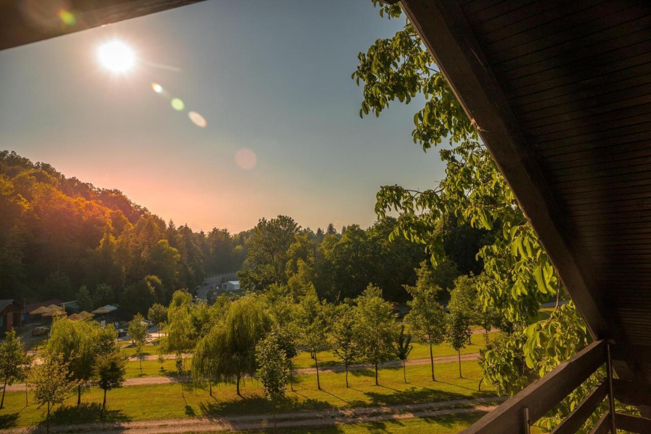 Kuca Za Odmor, Ferienhaus, Holiday Home Rugas Orahovica Zewnętrze zdjęcie