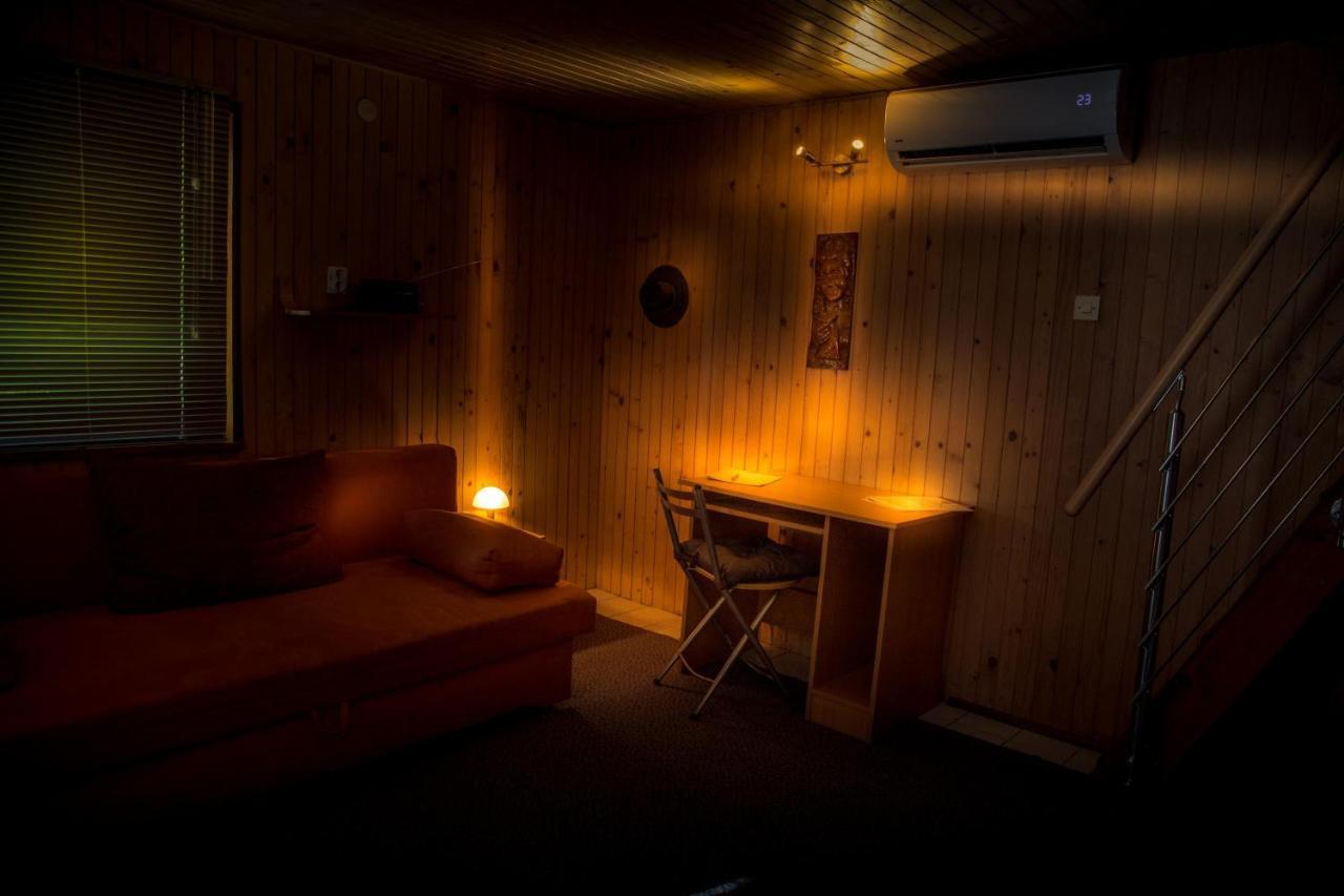 Kuca Za Odmor, Ferienhaus, Holiday Home Rugas Orahovica Zewnętrze zdjęcie